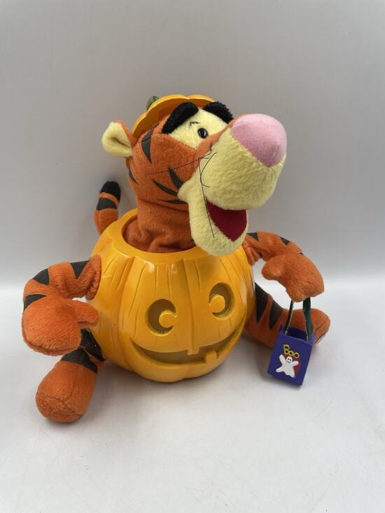 Disney Other - Disney’s Gemmy Tigger in Halloween Pumpkin Animated Sings Moves 9in VTG Works